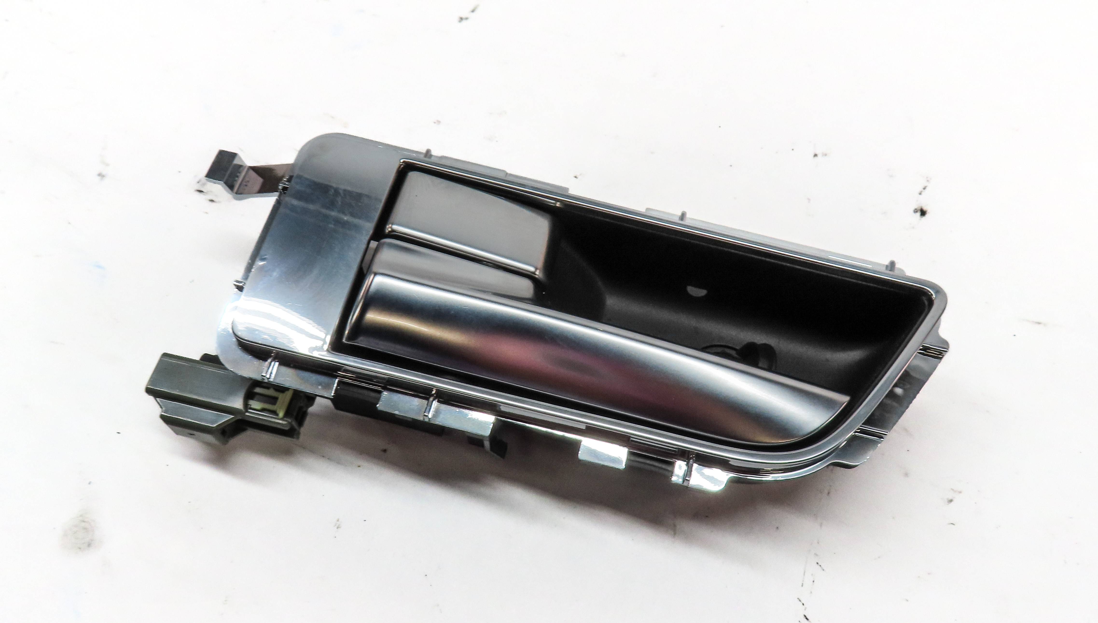 10-16 RANGE ROVER SPORT (L320) LR4 REAR LEFT & RIGHT INTERIOR DOOR HANDLE SET-2 — exact item pictured